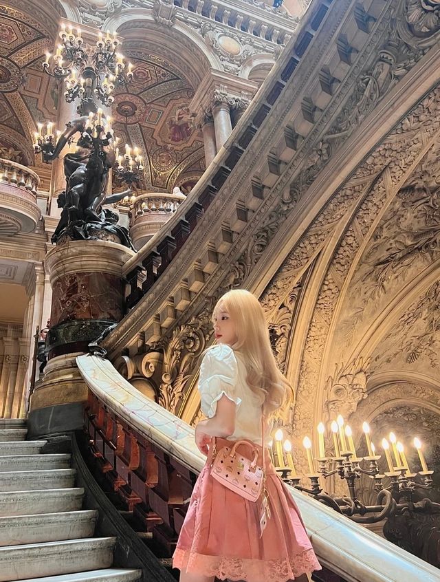 Paris Opera House, a visual feast that has lasted for a hundred years.