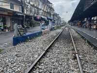 กล้วยปิ้ง ง ง ง @ สถานีรถไฟวงเวียนใหญ่