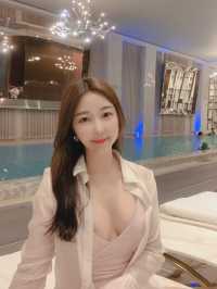놀고 먹고 자고 수영하고 꿀 휴식🍯