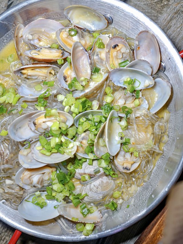 生蠔焗蜆夠出色,韓式燒肉夠好食 生蠔焗蜆夠出色,韓式燒肉夠好食