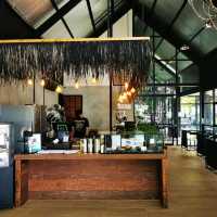 ร้านคาเฟ่ริมหาดอ่างศิลา​ เขาสามมุข