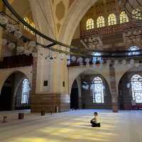Al Fateh Grand Mosque in Bahrain