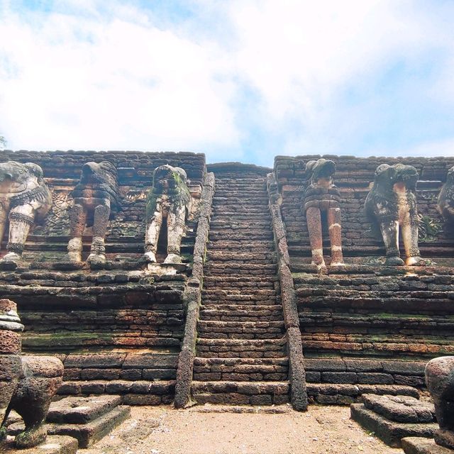 วัดช้างรอบ โบราณสถานเมืองกำแพงเพชร