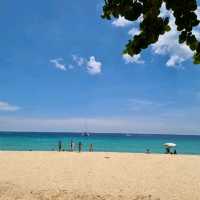 น้ำใส ชายหาดสวย เหมาะกับทุกคนในครอบครัว