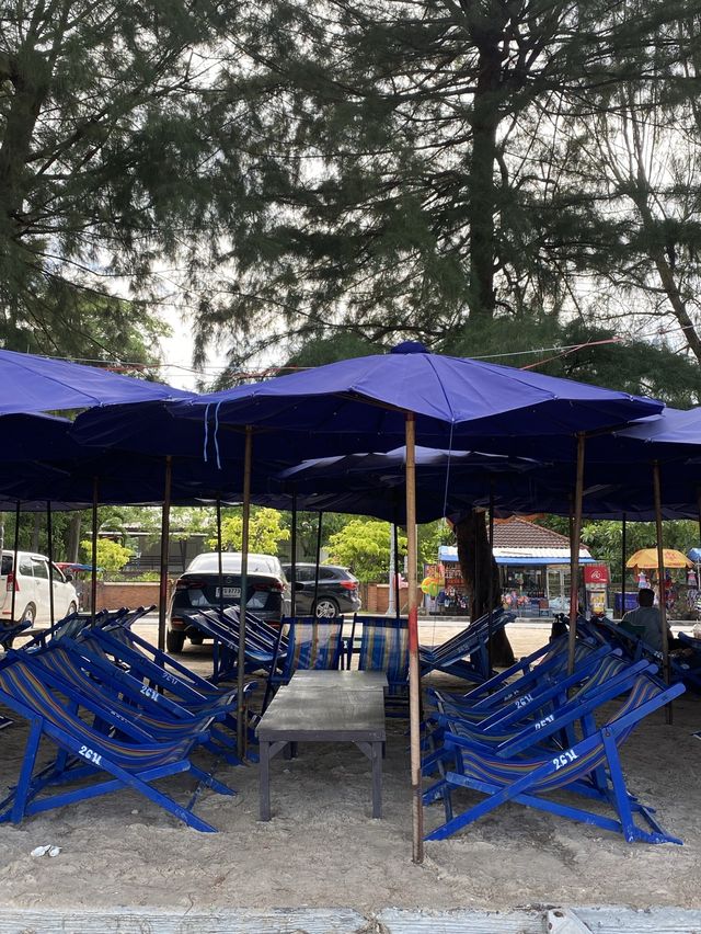 หาดชะอำ หาดสาธารณะที่ใครๆก้อรู้จัก