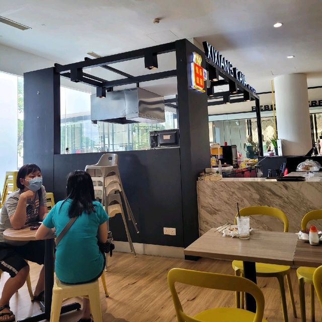 Nice Pitstop local cafe ☕️ 