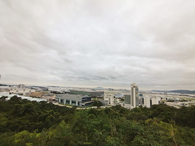 赤鱲角觀景山