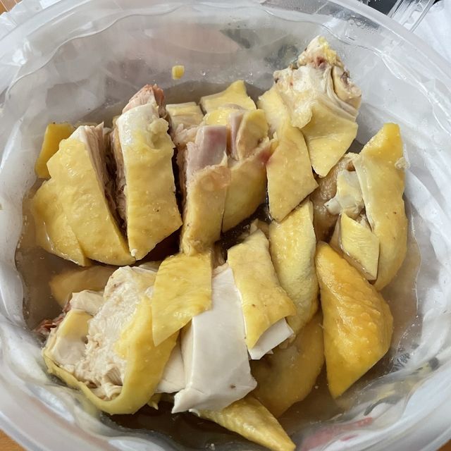 胡麻醬撈手撕雞麵味道出色