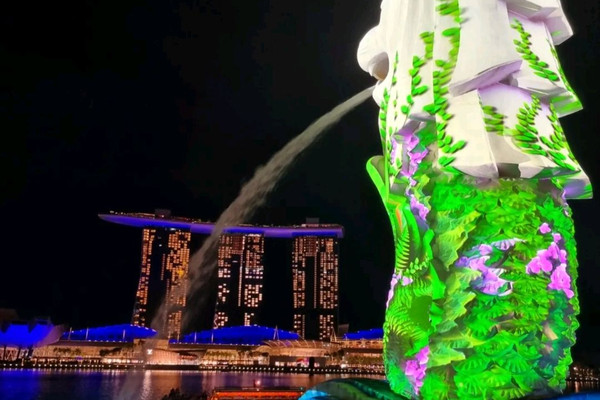 Top 10 Must-Visit Places in Singapore - Merlion Park