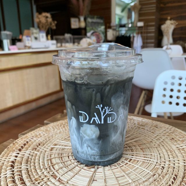 Newly Garden Cafe in Nakhon Pathom 🌳