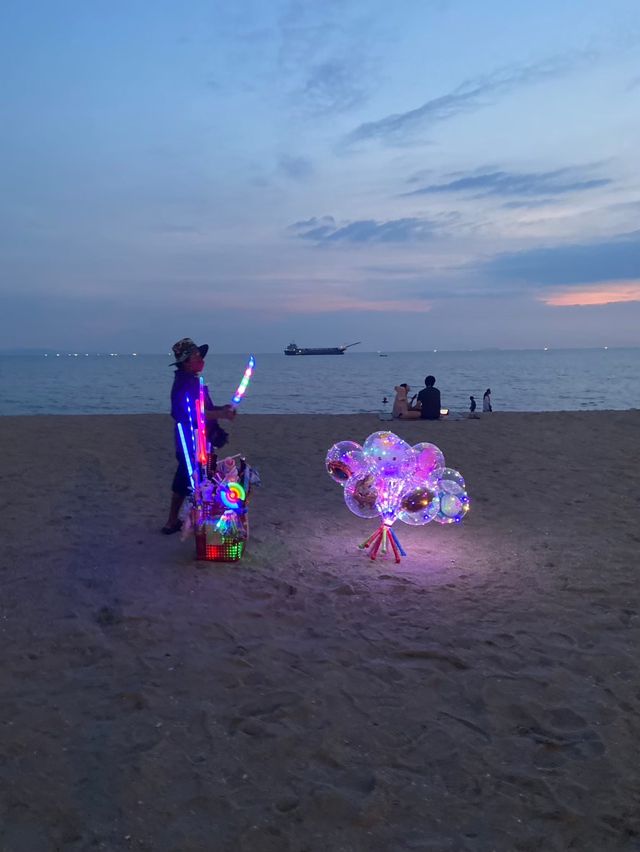 ริมหาดจอมเทียนพัทยา 🌊