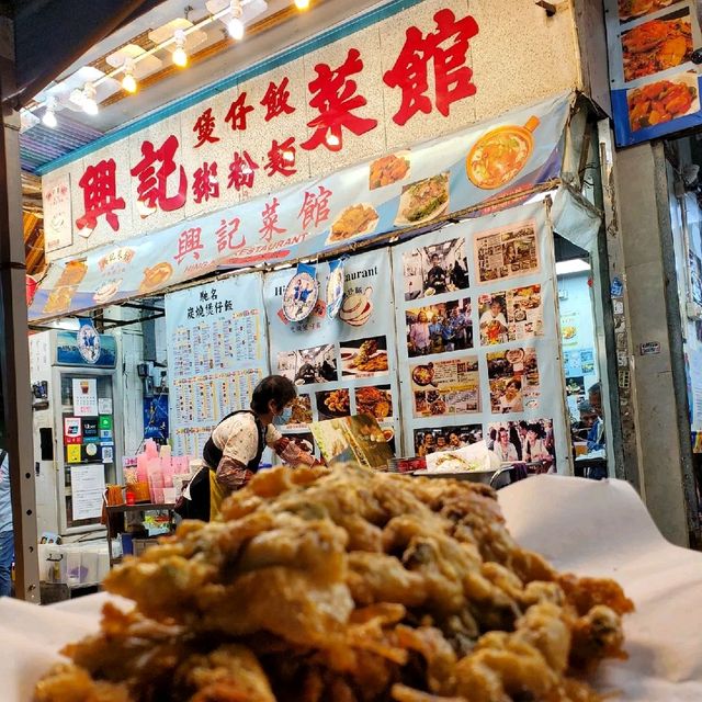 帳篷下的煲仔飯