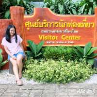เล่นน้ำ at น้ำตก ณ “อุทยานแห่งชาติไทรโยค”