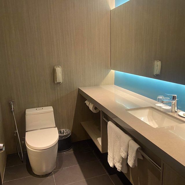 โรงแรมทำเลดีบนถนน Orchard- Concorde Hotel