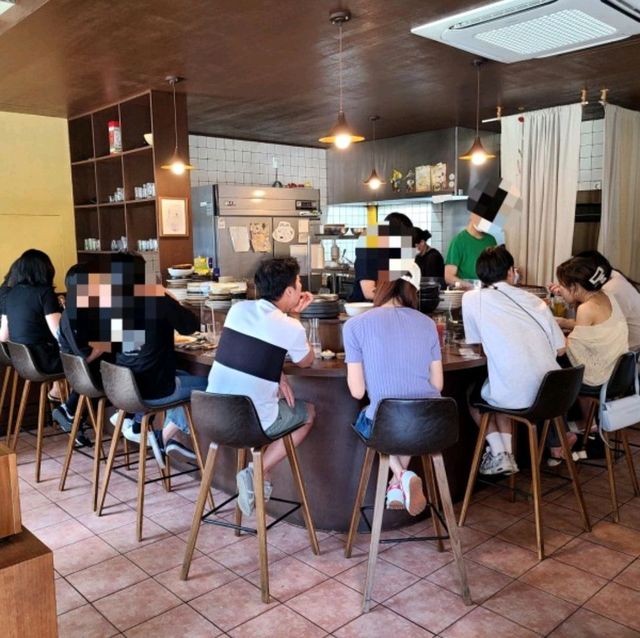 <식당마요네즈> 제주 시내 노형동에 위치한 착한 밥집 겸 술집