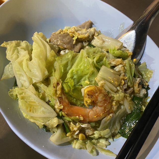 สุกี้ช้างเผือก คนต่อคิวล้น !!!!