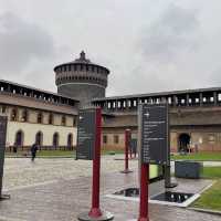 米蘭必去的古堡｜Castello Sforzesco 
