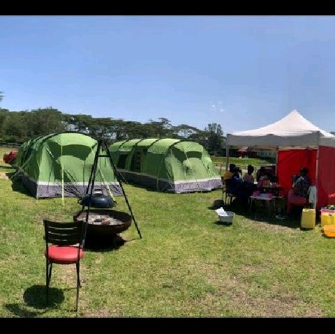 Savannah park  restaurant & camping naivasha 