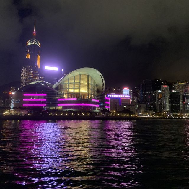 夜遊灣仔海濱長廊