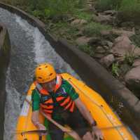 Rafting in Xianlong Canyon