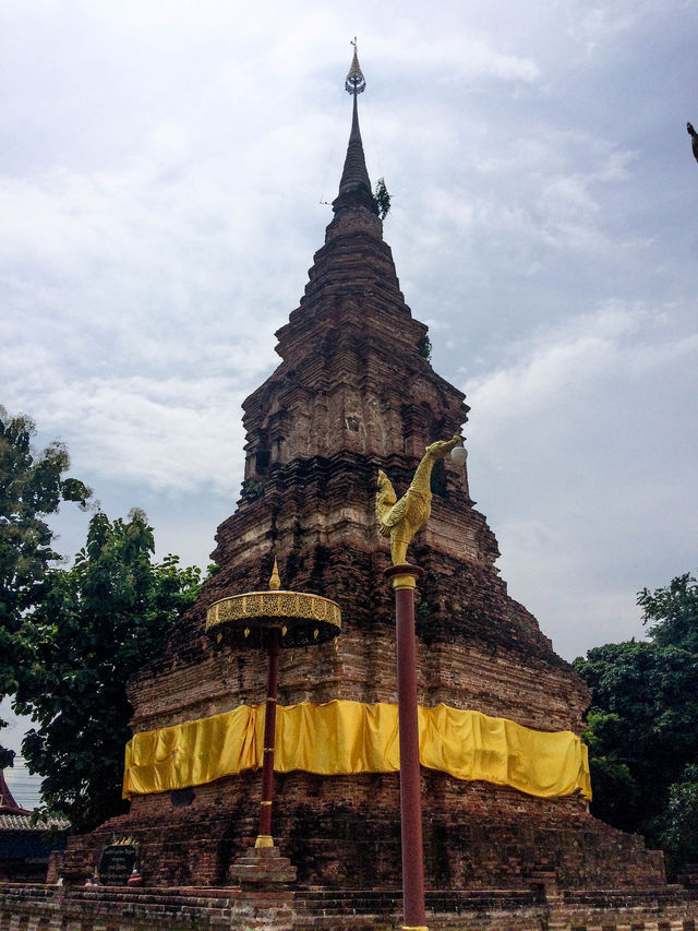 วัดศรีชุม วัดเก่าเขตเมืองเก่าแพร่