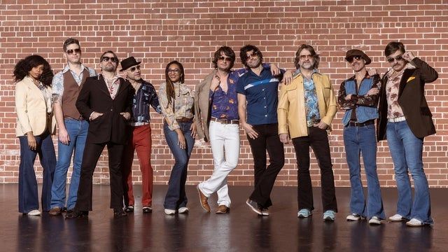 Yacht Rock Revue 2023 (Huntington) | The Paramount