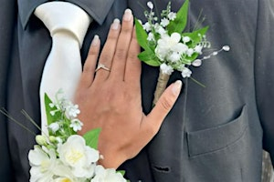 Skill Build: Corsages and Boutonniere's | Geny's Flowers