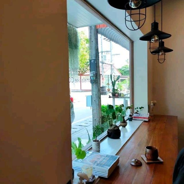 Hachiya coffee roastery

