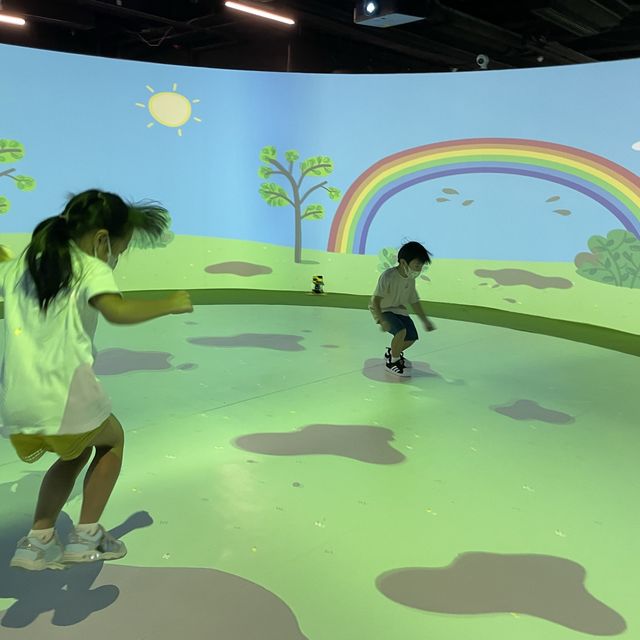 Peppa Pig’s Happy Day Interactive Play