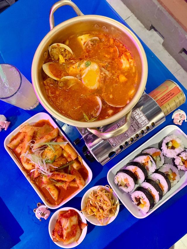 【💙尖沙咀韓國夜攤主題餐廳 瞬間去韓國大解思鄉病🤣🇰🇷 打卡一流】
