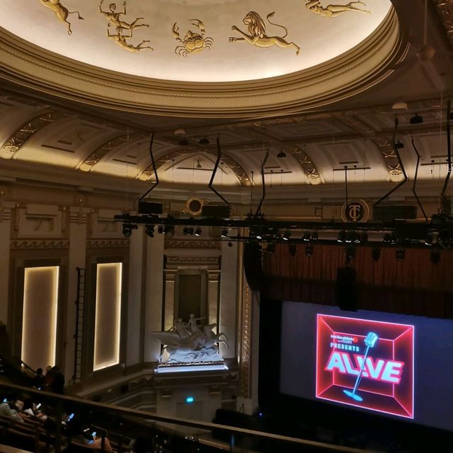 Enjoying Meng FM at Capitol Theatre