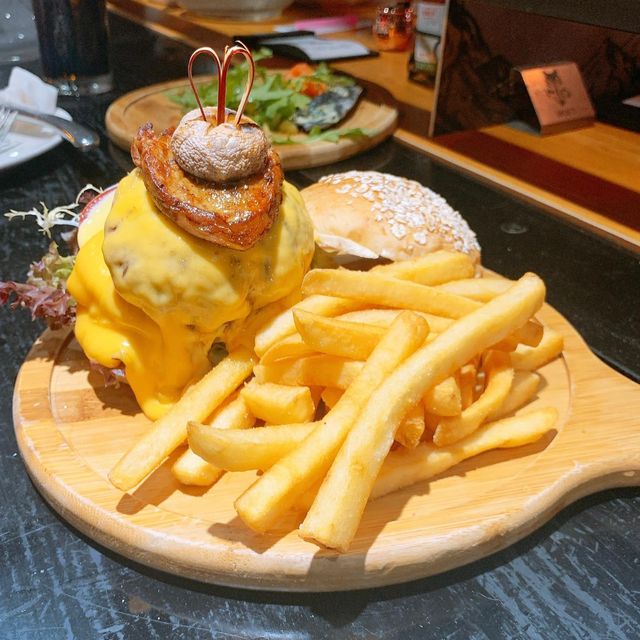 旺角鬧市chill一chill🍻酒吧餐廳食物出色🙌🏻