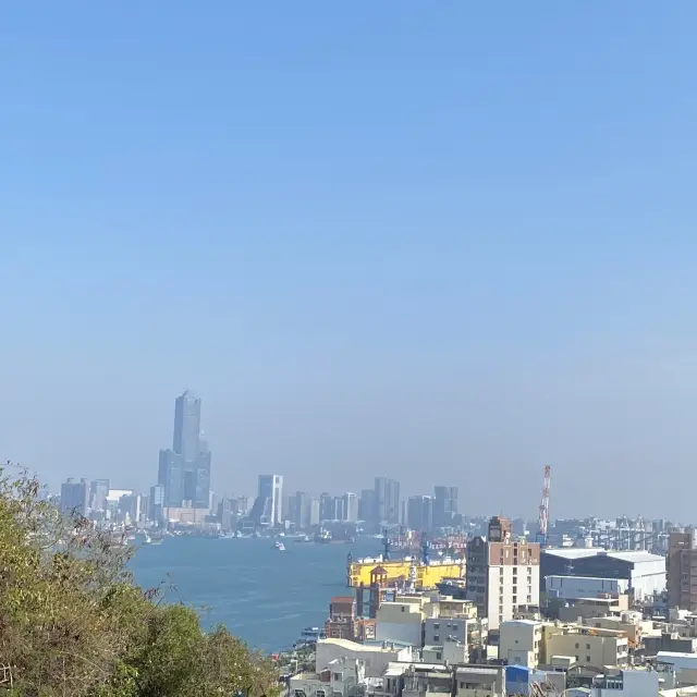 高雄旗津島