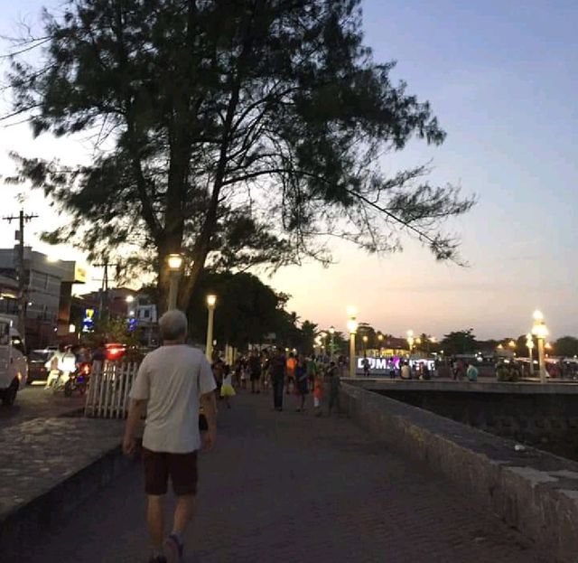 Dumaguete Boulevard