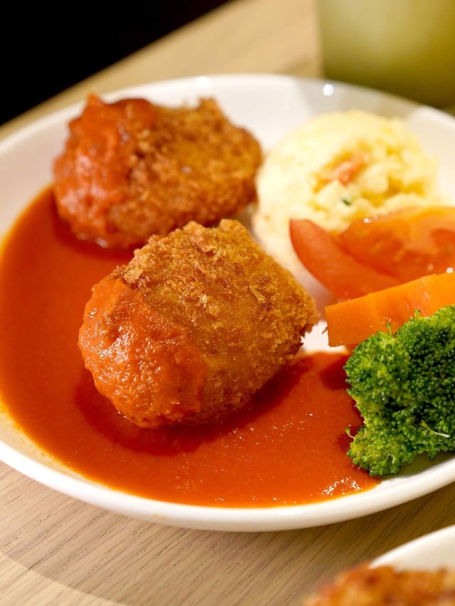 蘭王蛋做蛋包飯!超華麗式夢幻日本家庭式料理! 蘭王蛋做蛋包飯!超華麗式夢幻日本家庭式料理!