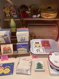 韓国/ソウル【望遠】雑貨も売ってる🍒💛かわいいカフェ🧸