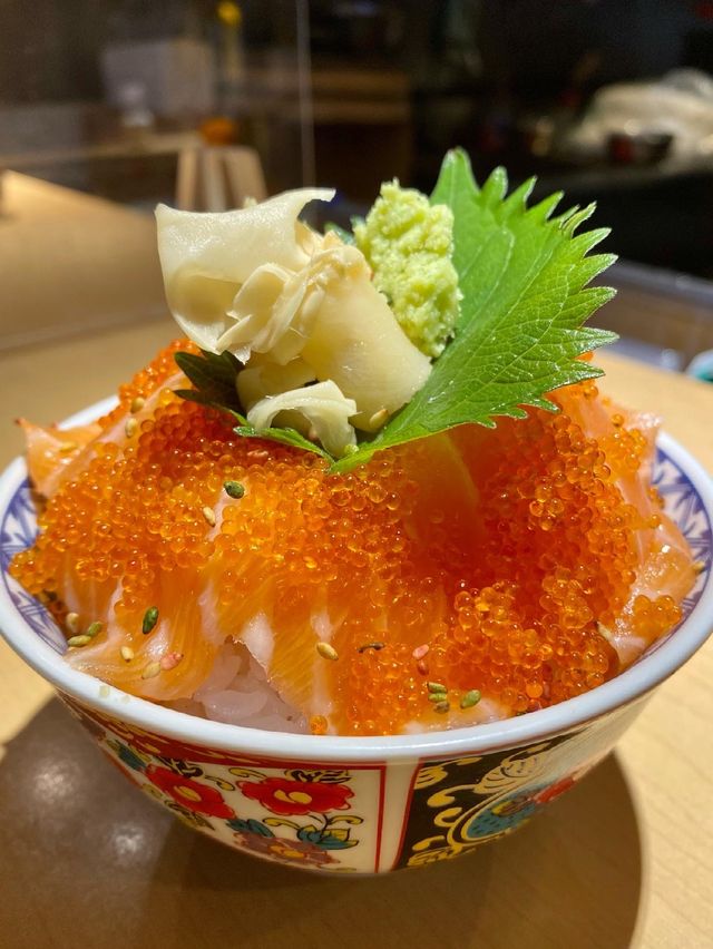 鮮味十足的三文魚丼飯