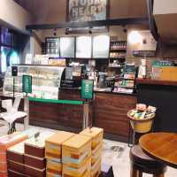 大又舒適✅☕️🫖STARBUCKS 星巴克 (台北圓環門市)