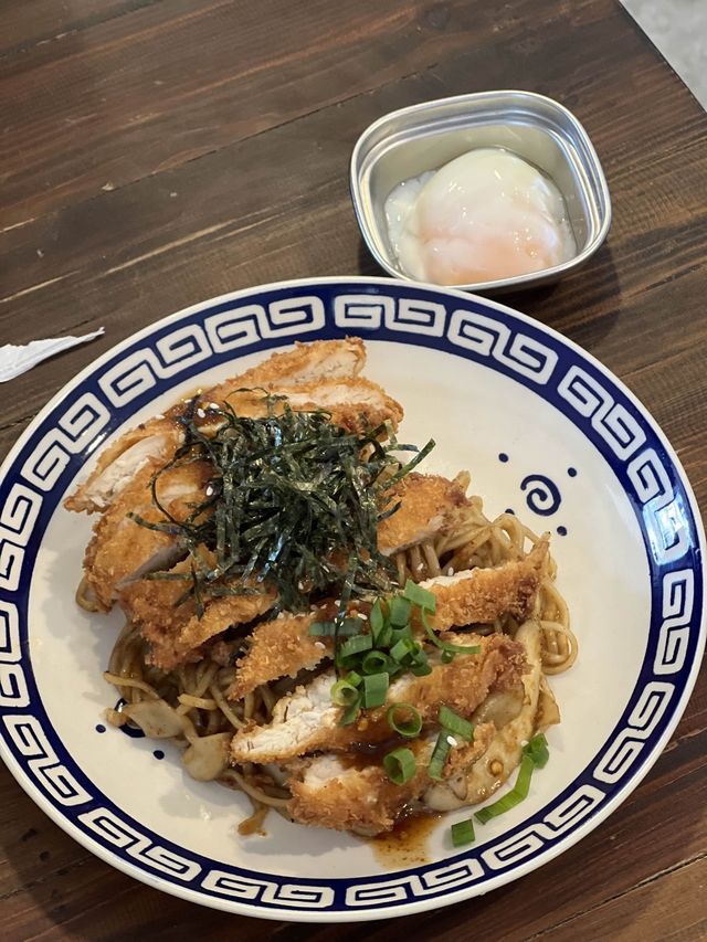 หมานคิทเช่น ร้านอาหารสไตล์จีน เชียงใหม่✨