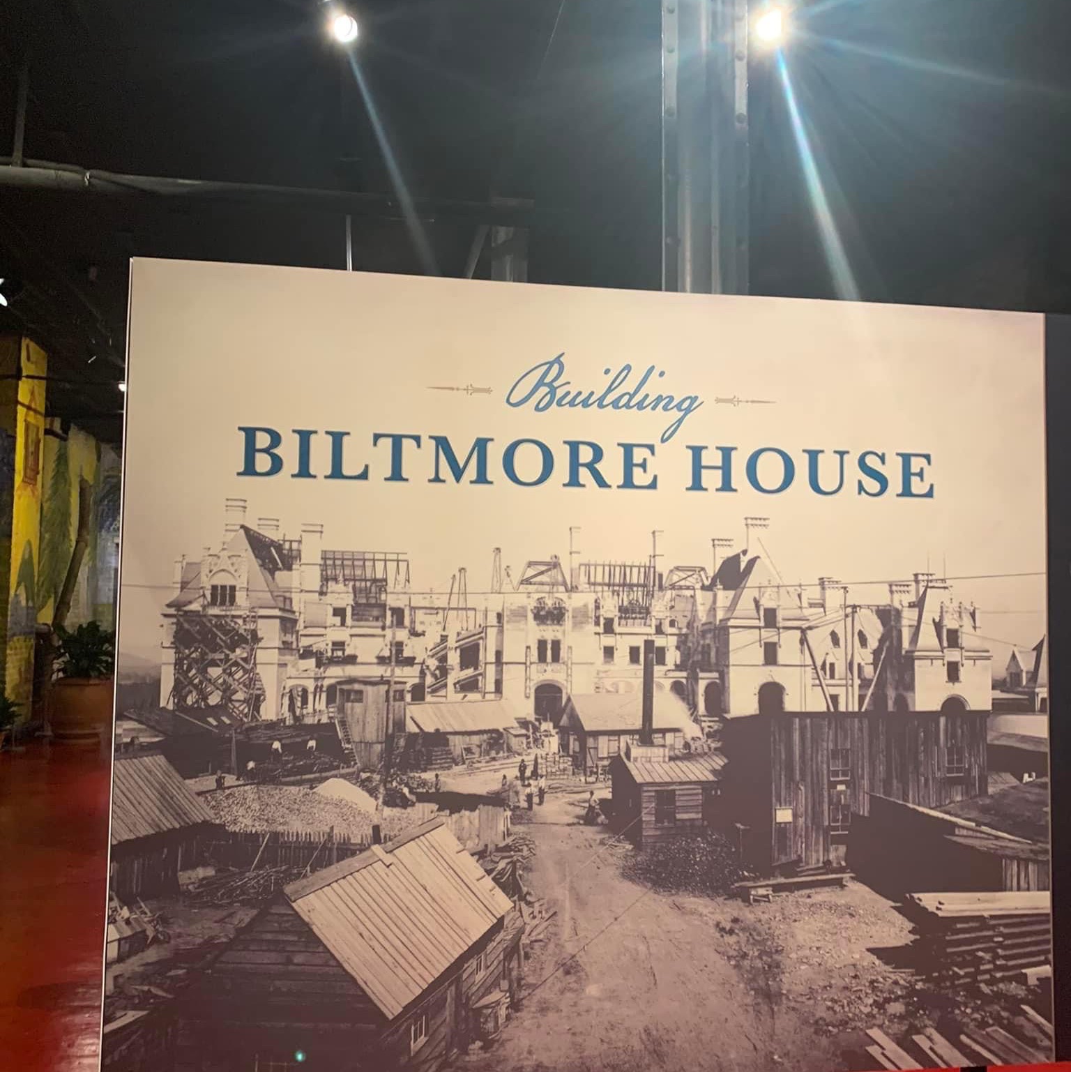 ชื่นชมศิลปะและสถาปัตยกรรมที่ Biltmore