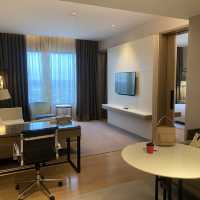 โรงแรม 5 ดาว กลางใจเมืองระยอง Holiday Inn & Suite