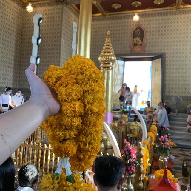เอาฤกษ์เอาชัยปีใหม่นี้ ไหว้ศาลหลักเมืองกรุงเทพกัน