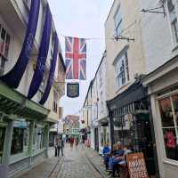 On the way to Canterbury Cathedral