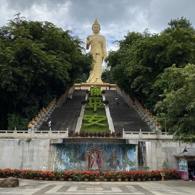 Nice new Park for some pics | Buddha Banna