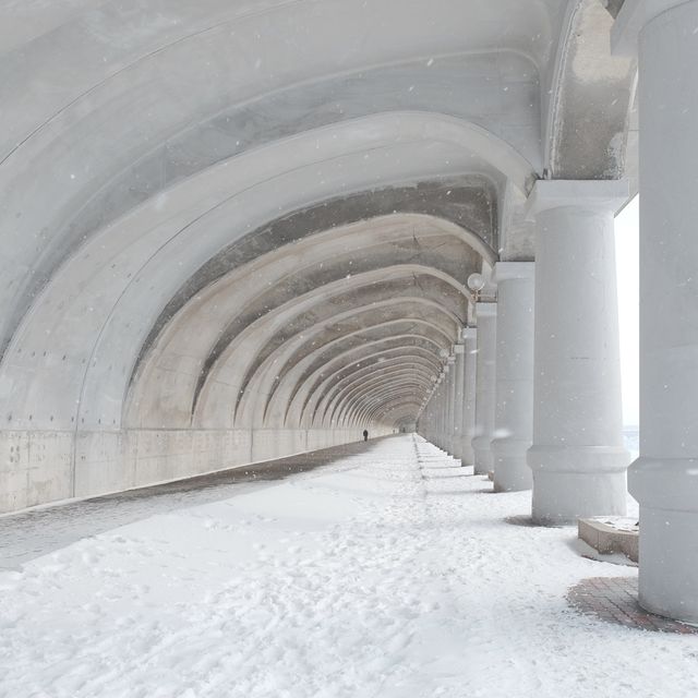 冬の北防波堤ドーム