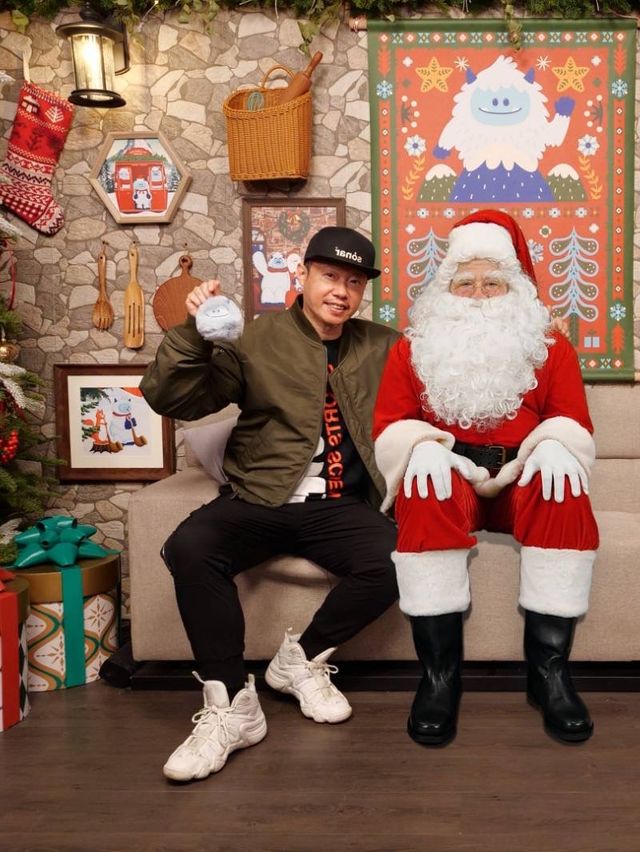 太古廣場雪怪送禮探Santa 影AR相