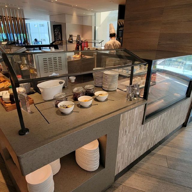 有驚喜的自助早餐