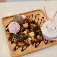 Rim Klong Cafe 🧸
