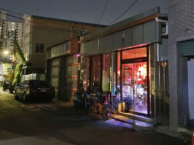 골목마다 옛 것의 감성이 가득한 올드문래에서 한 잔어때?🍸