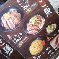[福岡市]ラーメン🍜まぜ麺😋ローストビーフ丼🥩の「燦~Sun~」
